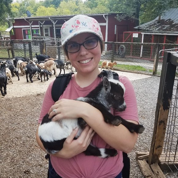 Meet your Posher, Sara - Picture 4 of 9